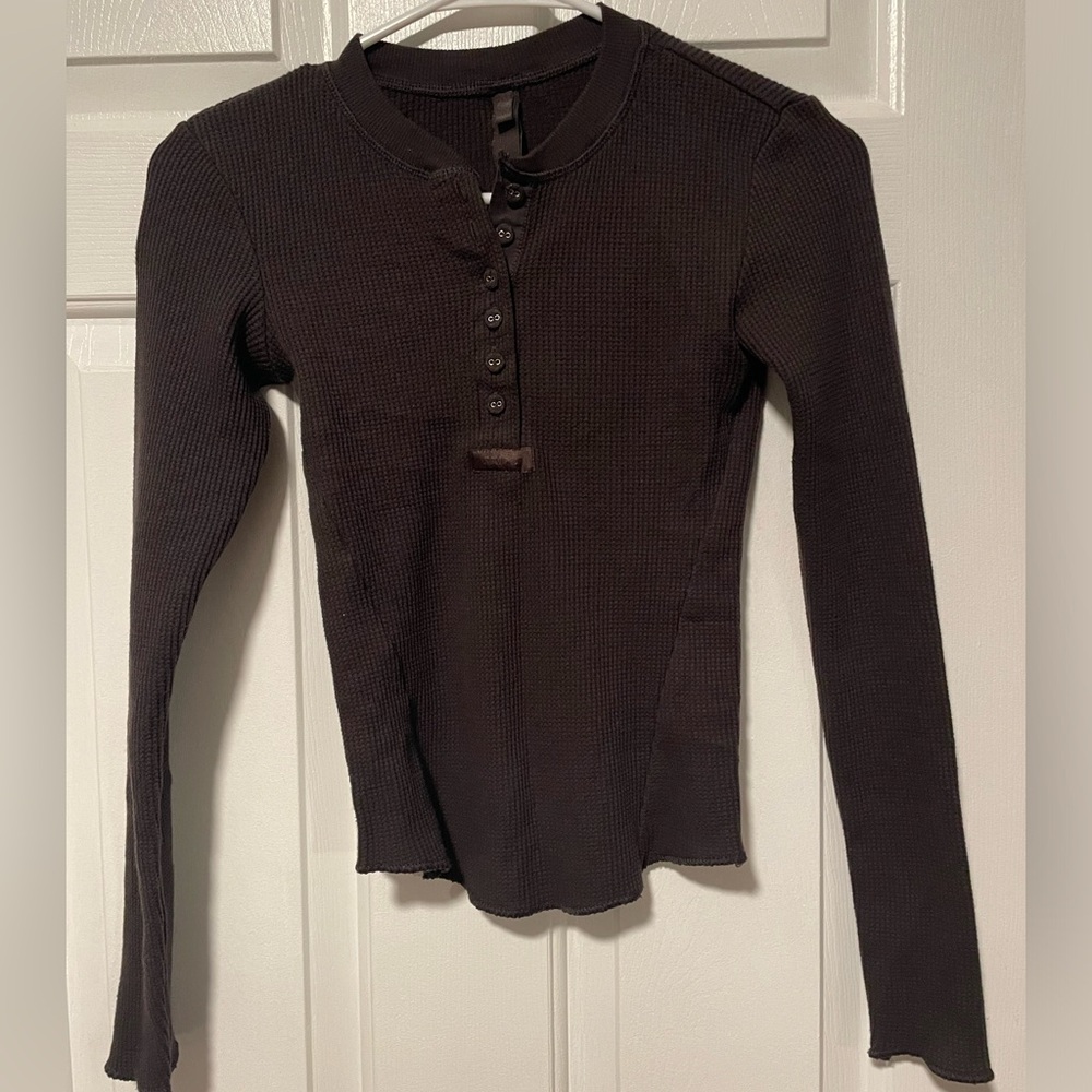 Skims Waffle Knit Long Sleeve Shirt Chocolate Brown Espresso Color X-Small